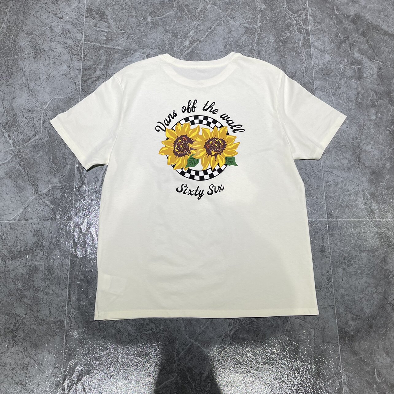 vans范斯夏季男女子米白色向日葵印花运动休闲短袖t恤vn0a7toqfs8