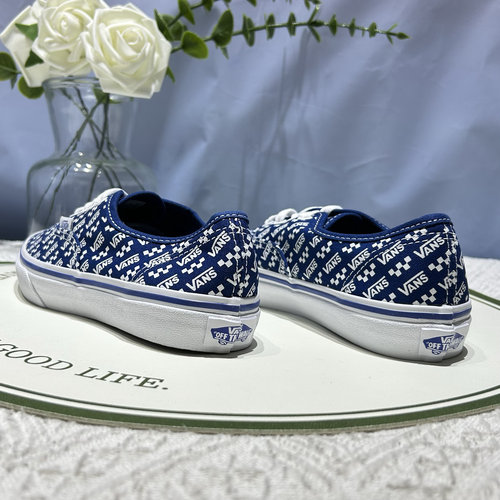 Vans Authentic海军蓝个性满印logo大童儿童低帮板鞋VN0A3UIVWH8