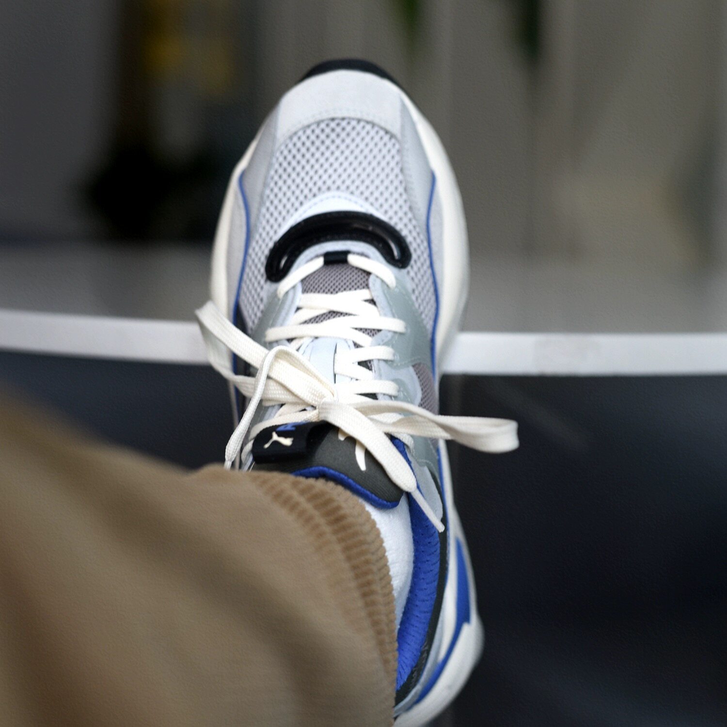 PUMA彪马秋冬季男子跑步厚底低帮复古撞色缓震运动休闲鞋373309