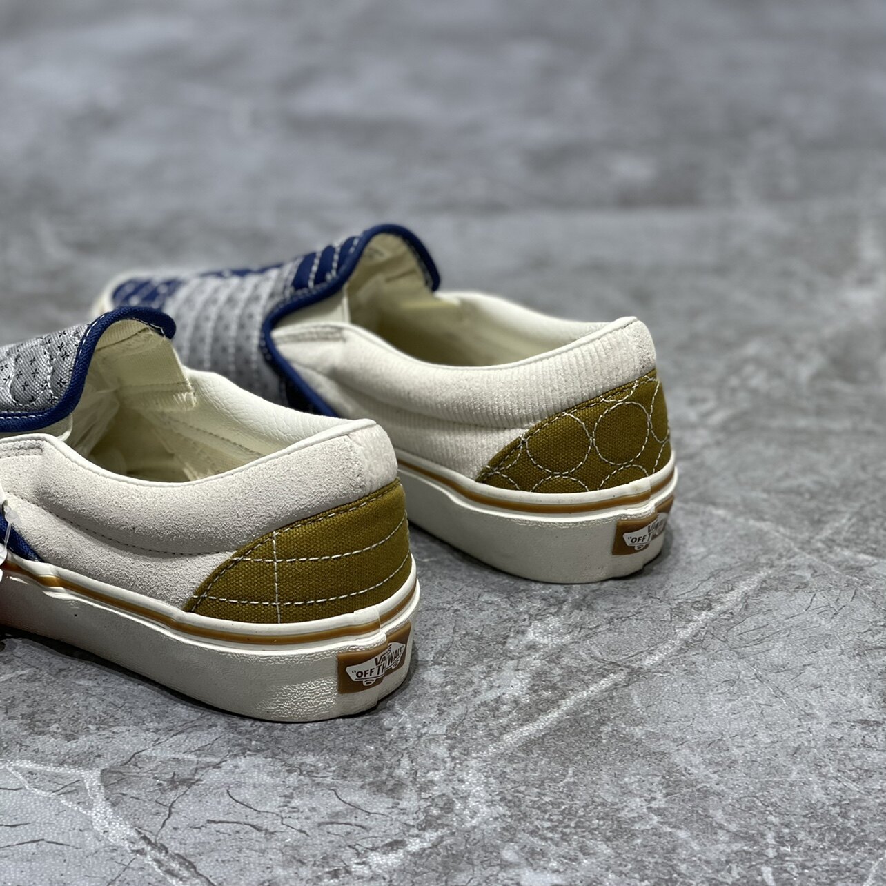 vans范斯slip-on一脚蹬腰果花男女子休闲运动帆布板鞋vn0a7vcfbck