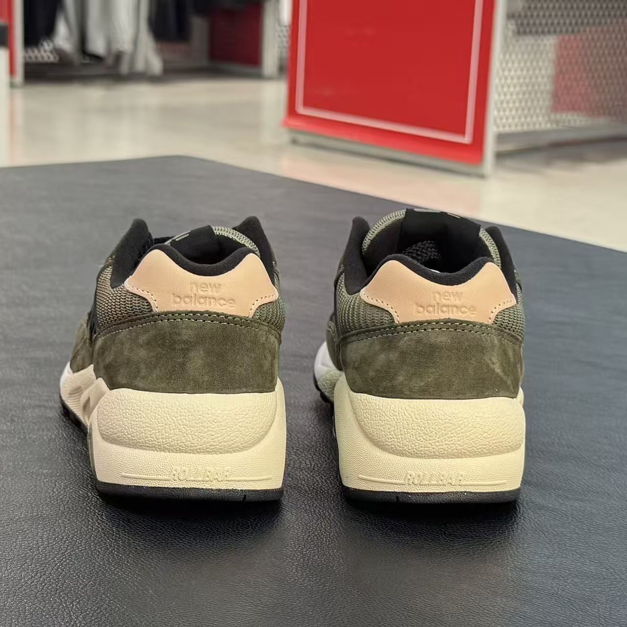 舒适低帮2025新款轻便系带四季