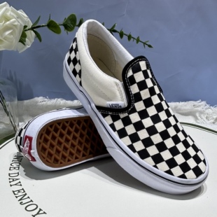 Vans Slip-on简单轻松出街一脚蹬大童经典棋盘格板鞋VN000ZBUEO1