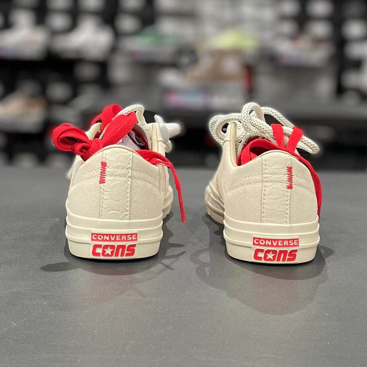 CONVERSE匡威ONE STAR龙年限定白色翻毛皮麂皮低帮帆布鞋A08697c