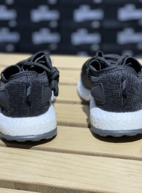 Adidas/阿迪达斯男鞋新款PUREBOOST PB减震耐磨透气跑步鞋HP2622