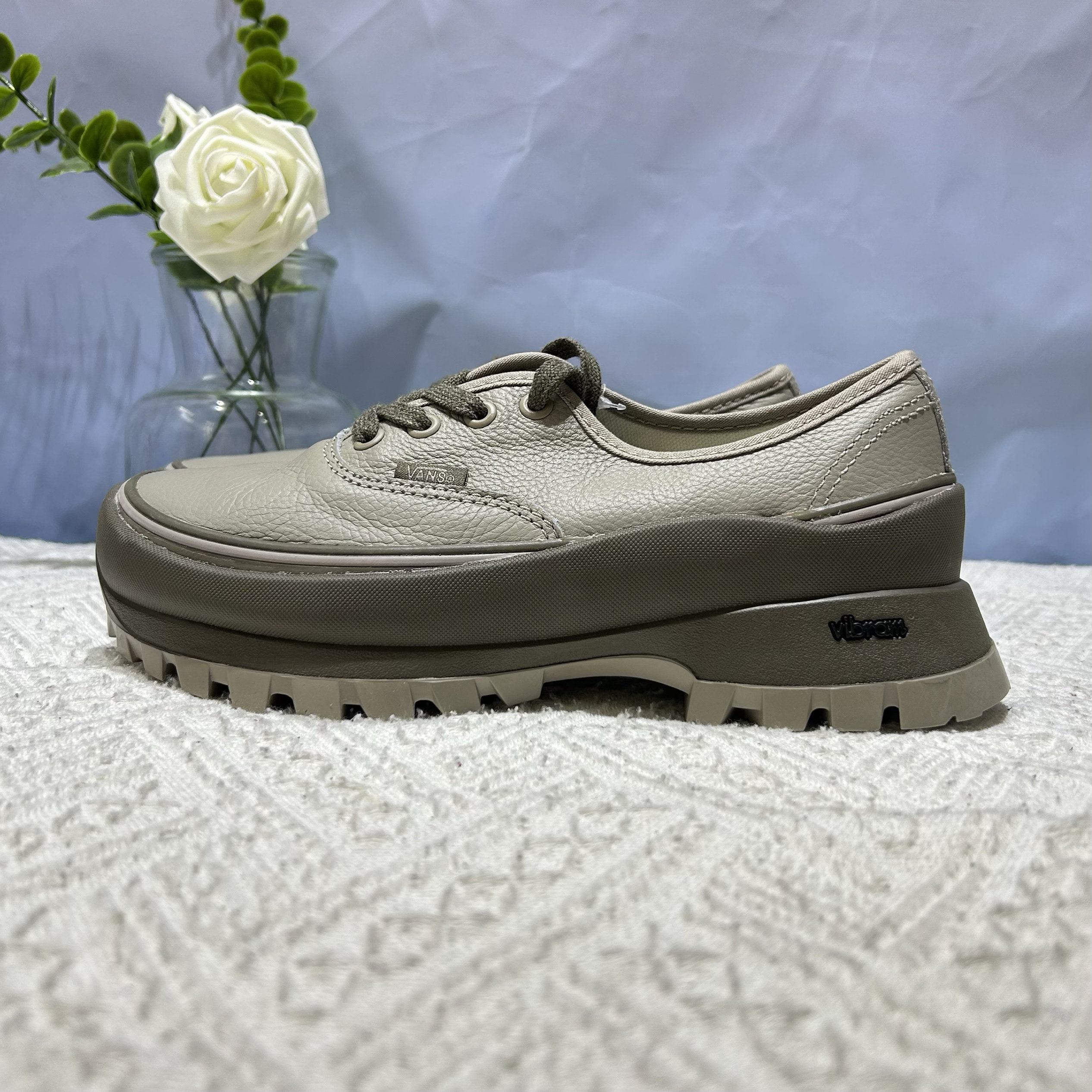 Vans Authentic防滑增高钻石大底男女同款低帮板鞋子VN0A5JLWDTA