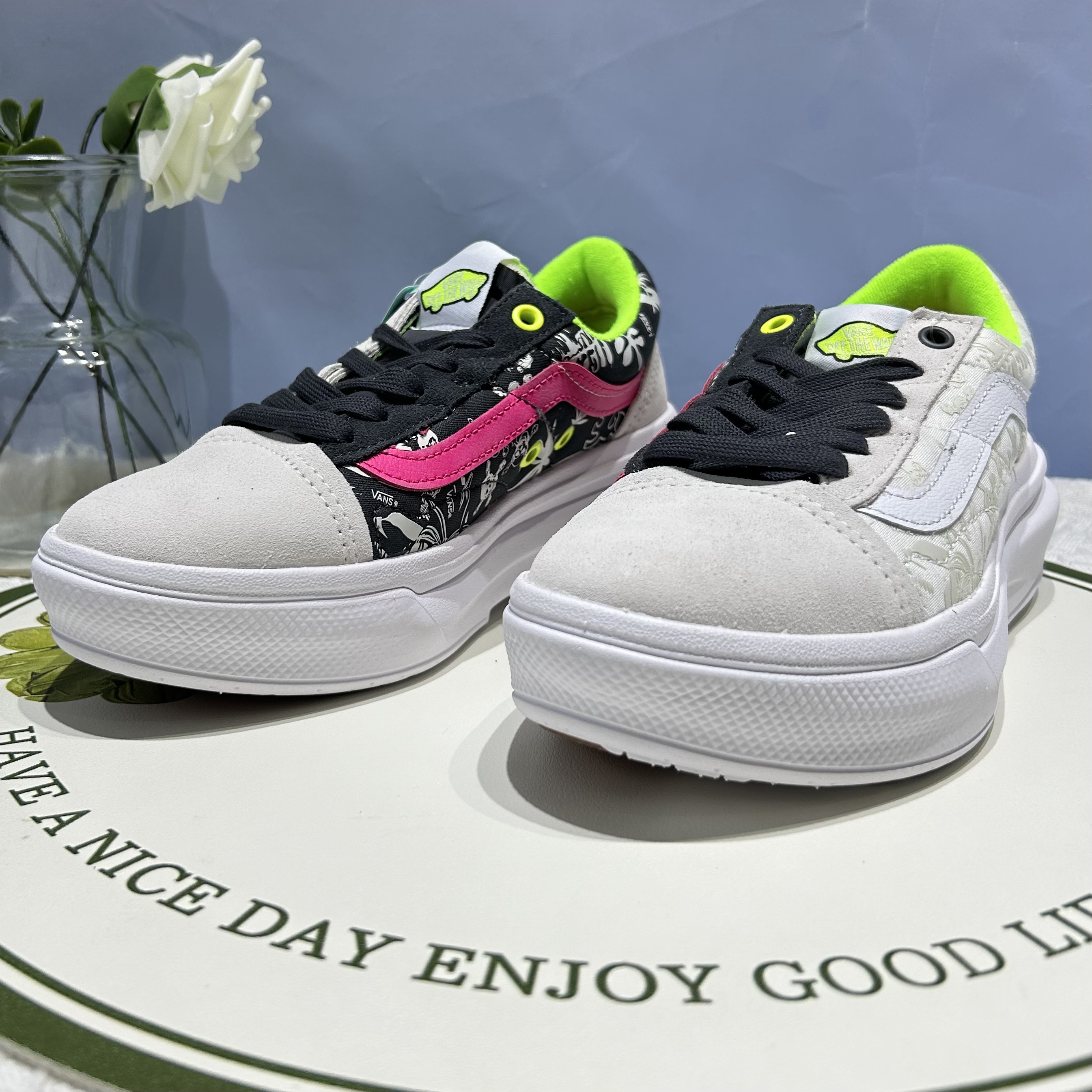 Vans Old Skool超酷涂鸦流行色彩街头风男女同款板鞋VN0A7Q5E6GL