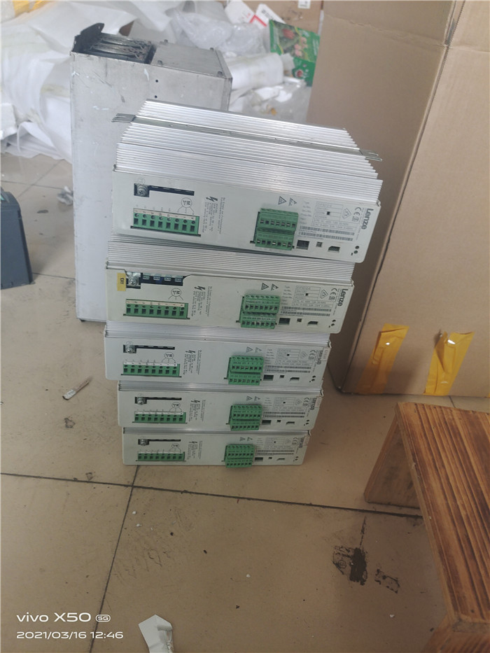 二手伦茨8200变频器EVF8213-E，2.2KW，380V，原装拆机，测试好的