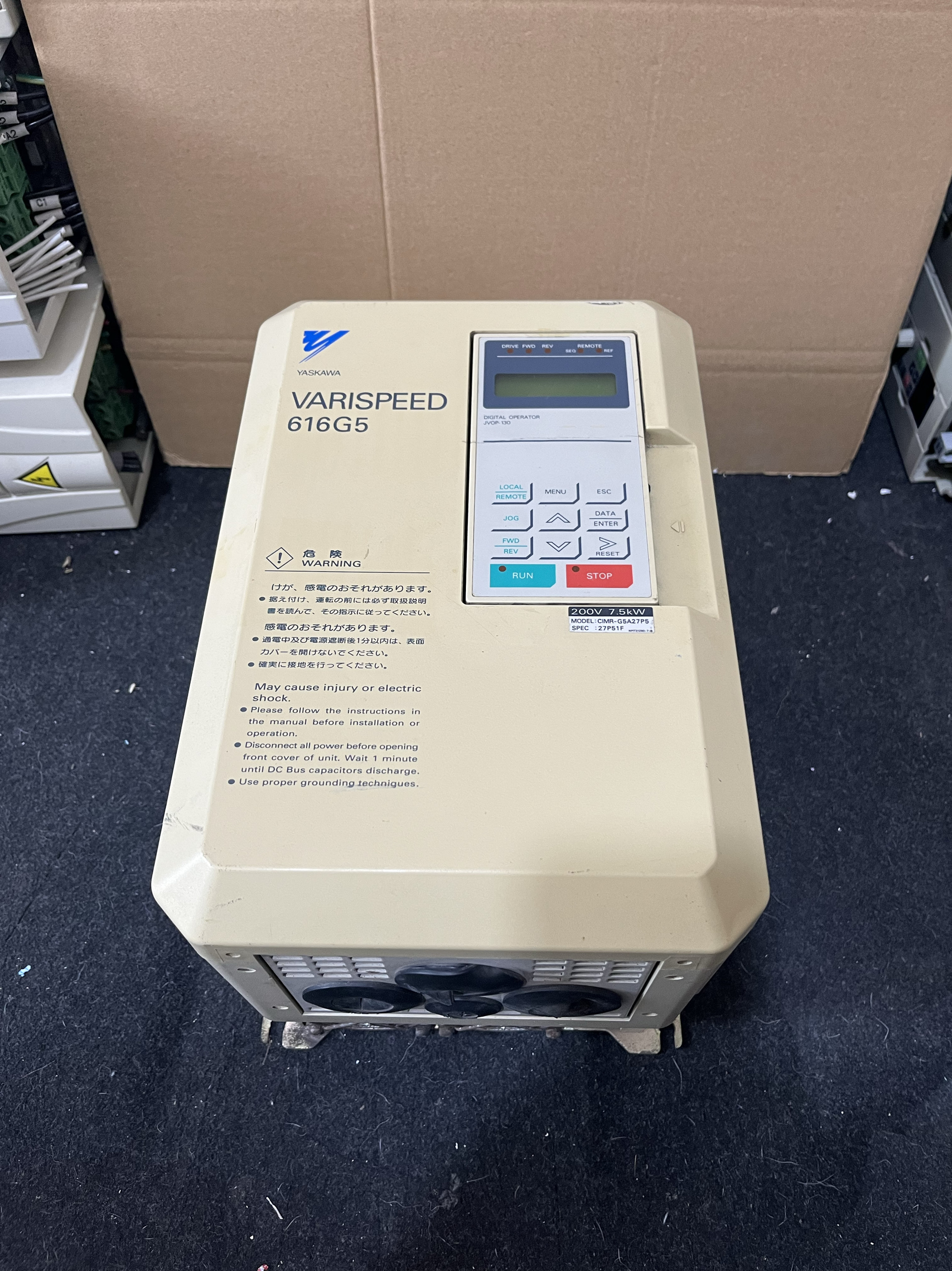 安川616G5变频器200V 7.5KW CIMR-G5A27P5 三相220V 二手 包好用