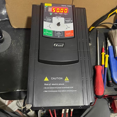 日业变频器CM530H-4T7R5GB/9R0PB 7.5KW/11KW 380V二手拆机件包好