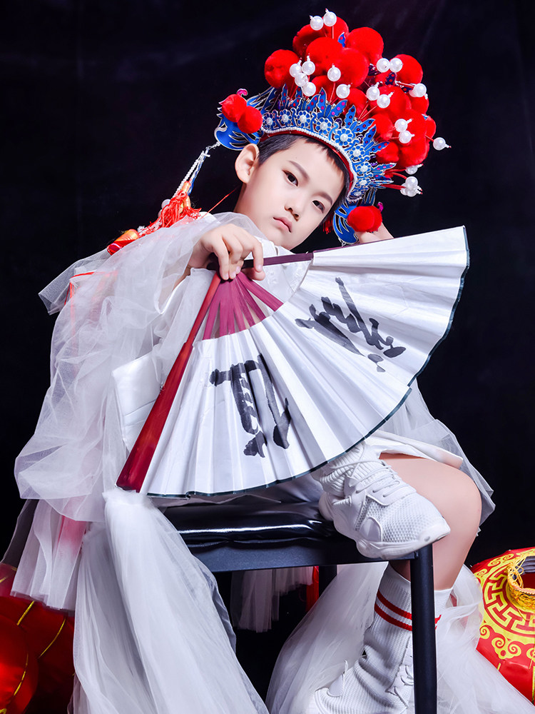 皖君 T台走秀白色个性潮流 中国风礼服写真钢琴比赛男童国潮出租