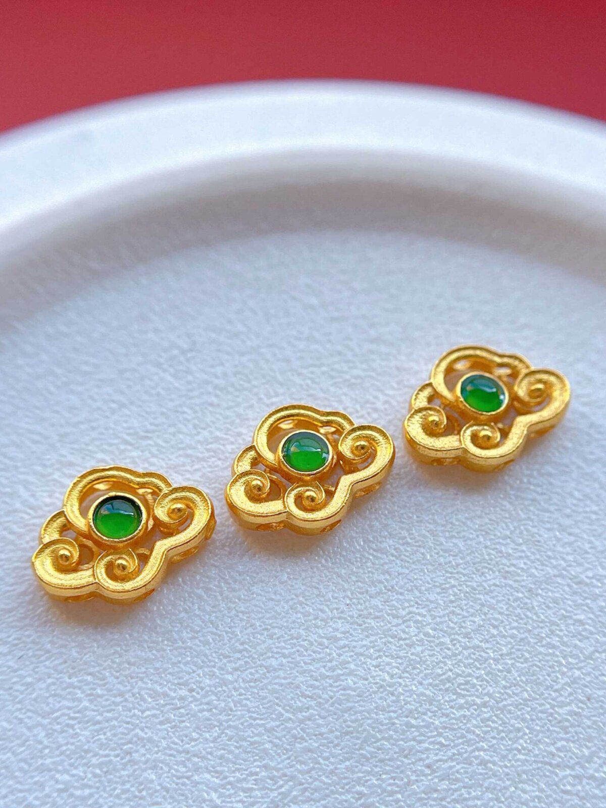 925 고대 프랑스 실버 골드 도금 액세서리 구슬과 뒷면 구름 액세서리로 구분된 옥 상감 구름 액세서리 DIY 펜던트 페르시 팔찌 땋은 밧줄