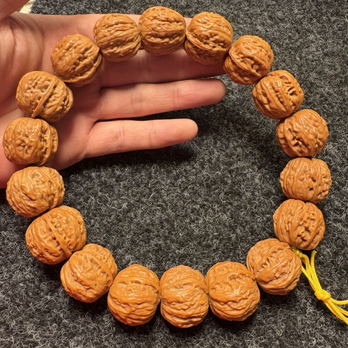 磨盘南瓜狮子头机刷打底，秋子核桃18颗手持