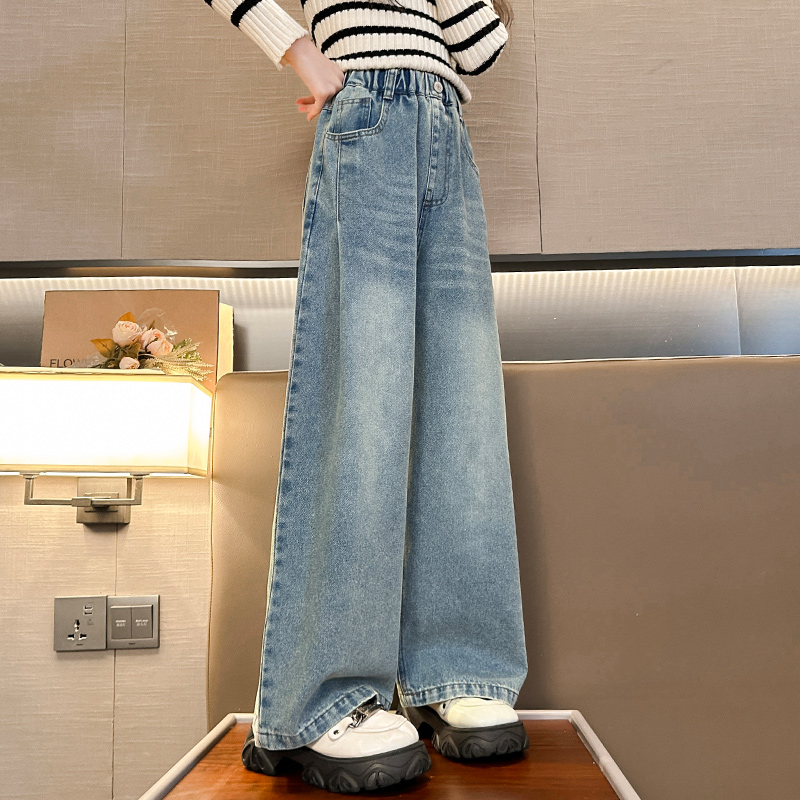 女大童秋冬款裤子2025秋季新款洋气女孩学生直筒阔腿裤加绒牛仔裤