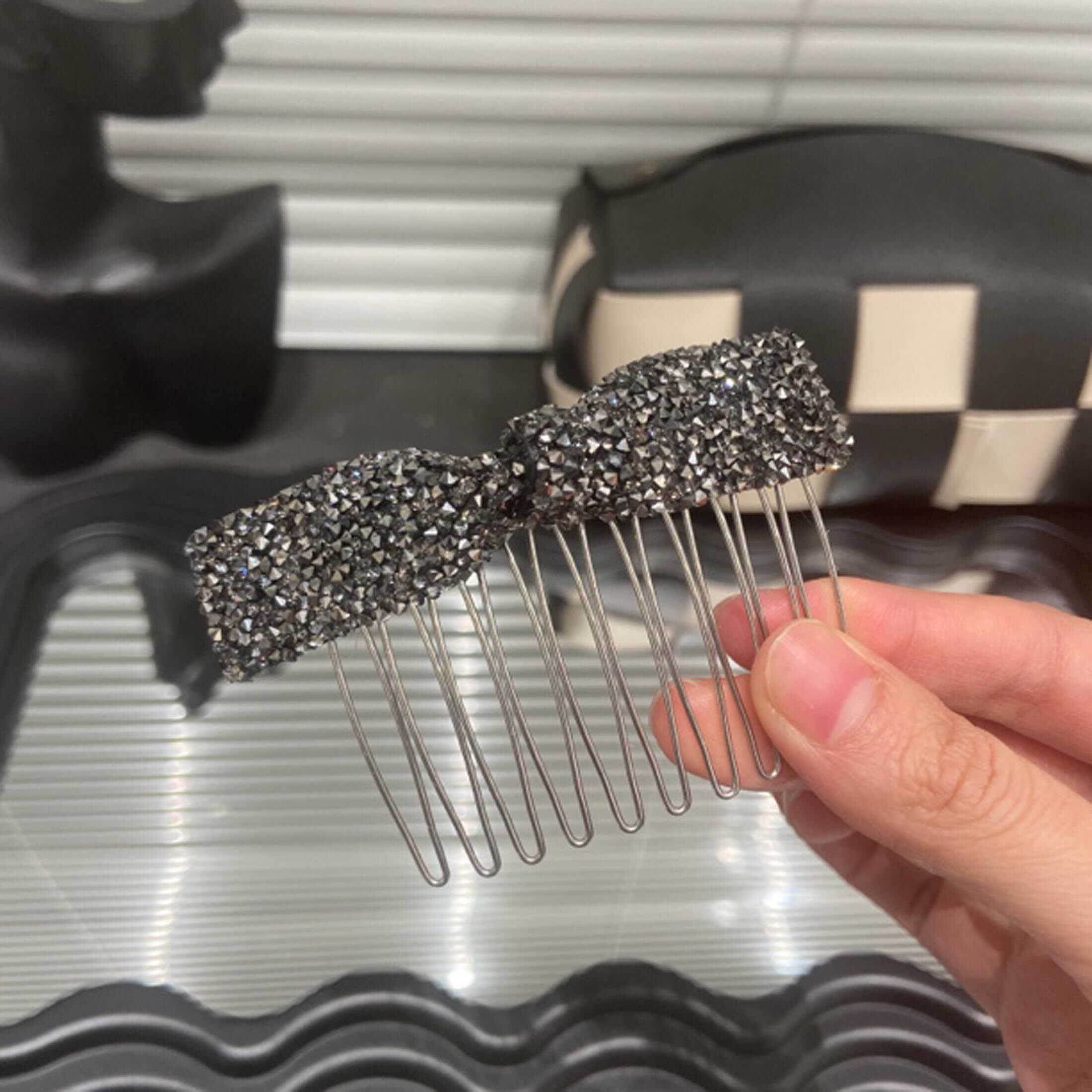 E5158爆闪水钻蝴蝶结倒插梳发夹女后脑勺碎发整理前额刘海发梳女