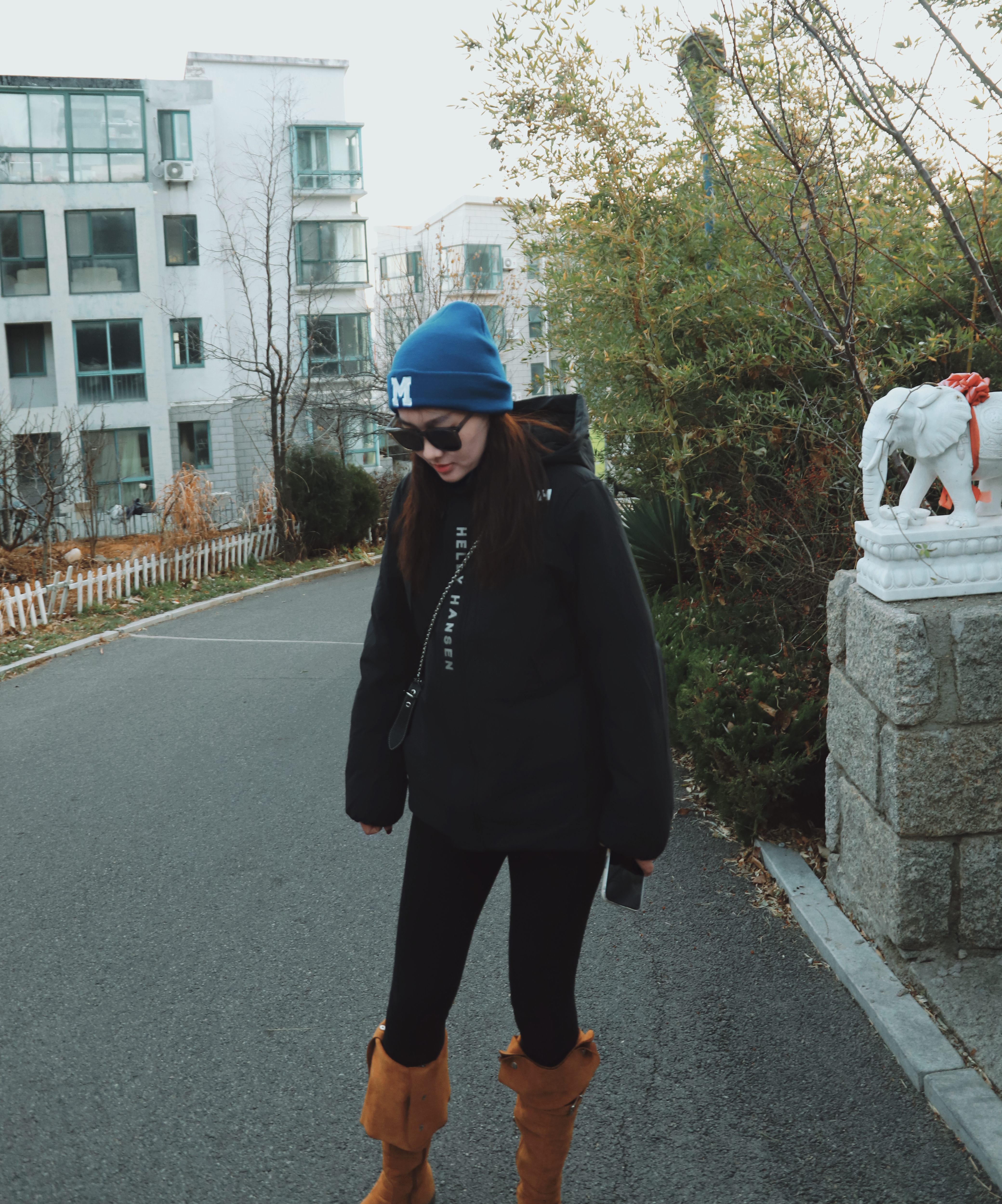 H家2025秋冬新款男女款连帽防水鹅羽绒服外套