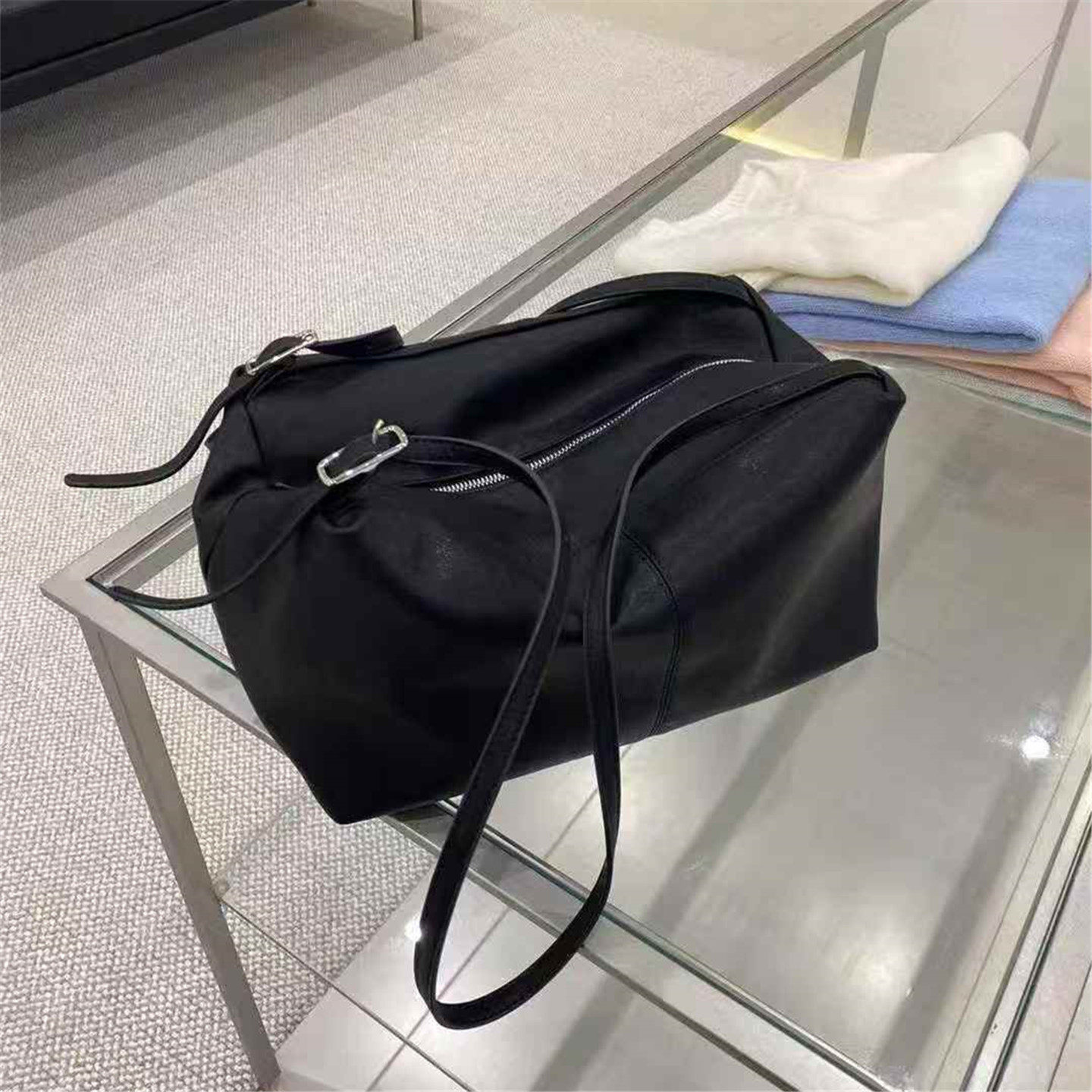 新款真皮大容量慵懒风高级感机场包女包单肩包腋下包潮包休闲潮流