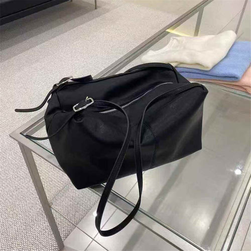 新款真皮大容量慵懒风高级感机场包女包单肩包腋下包潮包休闲潮流
