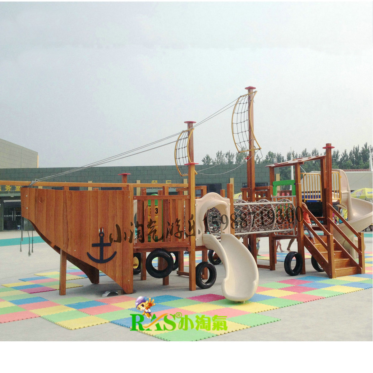 大型户外木质海盗船滑梯组合游乐