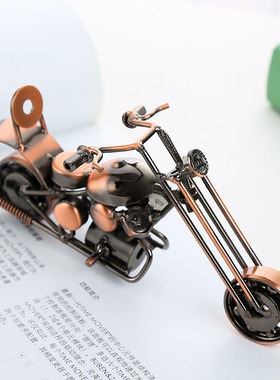 铁艺摩托车酒柜客厅摆件轻奢高级感2025新款卧室柜子小众家庭饰品