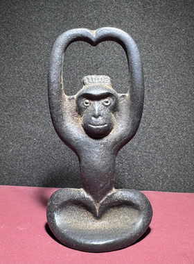 铸铁猿猴复古日本进口南部铁器生肖猴摆件开瓶器马场忠宽文镇镇尺