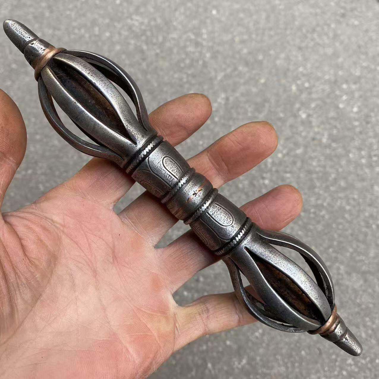 大号藏式手工天铁托甲嵌紫铜工艺九股金刚杵摆件民族风修行随身杵,家居饰品,桌面摆件,淘宝优惠券,粉丝福利购,淘宝优惠卷