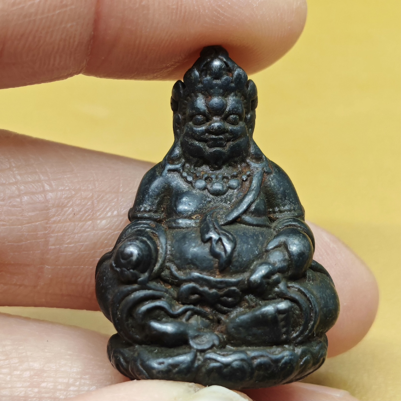 西藏寒铁藏式天铁托甲铁黄财神佛像摆件饱满实心厚重随你身财神