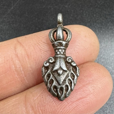 藏传寒铁文殊菩萨智慧箭天铁文殊剑复古吊坠藏传配饰饰品法器挂件