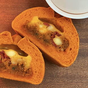 小春日食 番茄干酪辣松米面包熏鸡芝士手作面包软糯好吃早餐