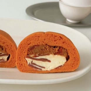 小春日食 番茄奶酪猪肉脯辣松油浸小番茄干酪米面包咸口早餐