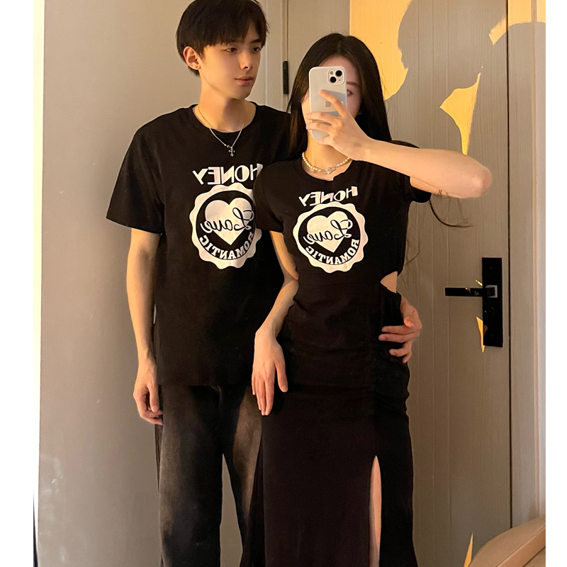 情侣装夏装2023新款潮流爱心短袖t恤连衣裙高级感套装一衣一长裙
