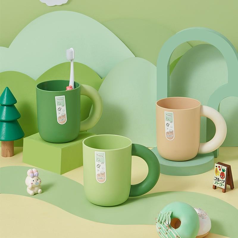奶油风塑料刷牙杯洗漱杯