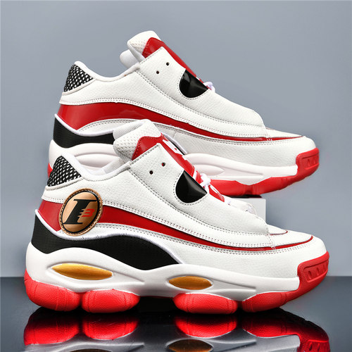 艾弗森1代黑金配色复古篮球鞋