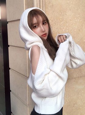 秋季2019新款v领毛衣女韩版宽松性感短款连帽露肩针织开衫外套潮
