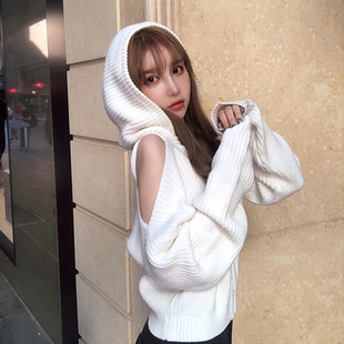 连帽露肩针织开衫 秋季 宽松性感短款 v领毛衣女韩版 外套潮 2019新款