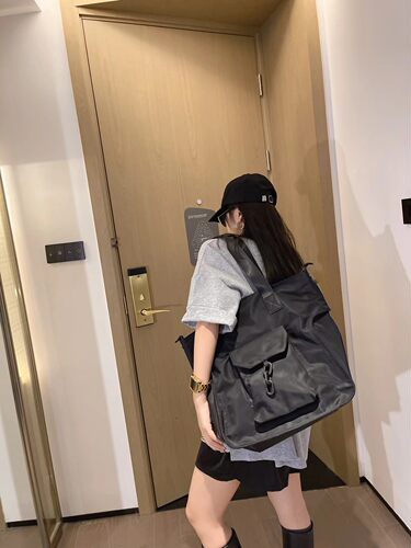 大容量多隔层电脑托特包学生上课通勤单肩斜跨包防水尼龙布妈咪包