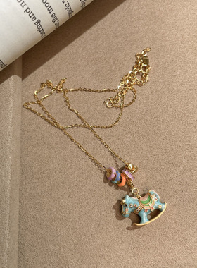 S925纯银跑环爱心小木马项链女轻奢小众设计感珐琅工艺吊坠锁骨链