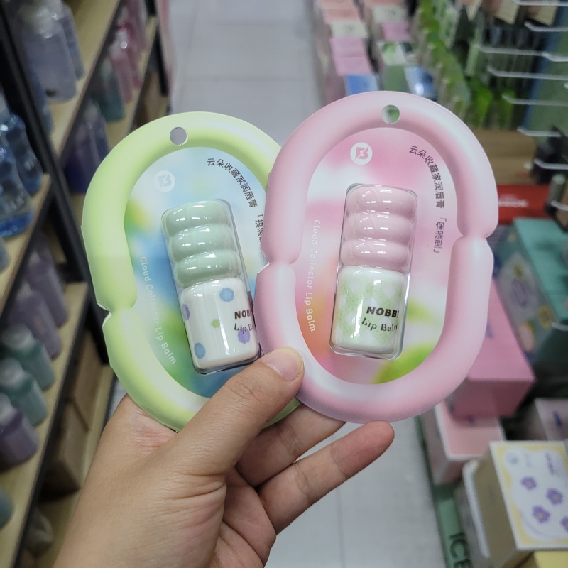 NOBB润唇膏保显滋润补水护唇膏学生秋冬口油防干裂唇油清爽不油腻