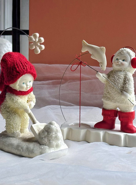 持续瓷生 D56陶瓷雪娃宝宝冰钓鱼铲雪球红色帽子围巾创意摆件