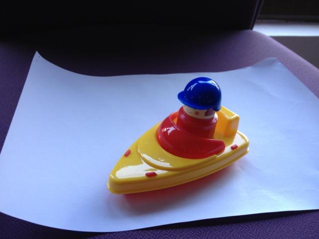 嘉和沙滩玩具16个月宝宝洗澡工具游泳漂浮小船 戏水小游艇