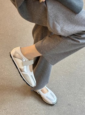 Cha 官方 | Offnen BallerinaSuivi.2芭蕾鞋形银色速纬鞋