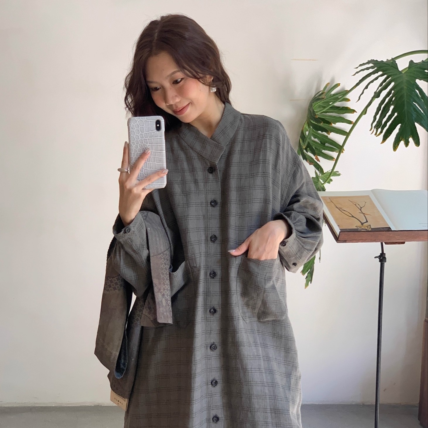 Cha 官方 | ATE SIMO 25秋冬 冷染丝麻混纺立领开衩收口袖长衬衫