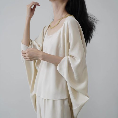 io东方女作家真丝电力纺外袍