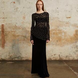 Cha | Cortana ROISIN黑色天鹅绒长斜裁裙半裙