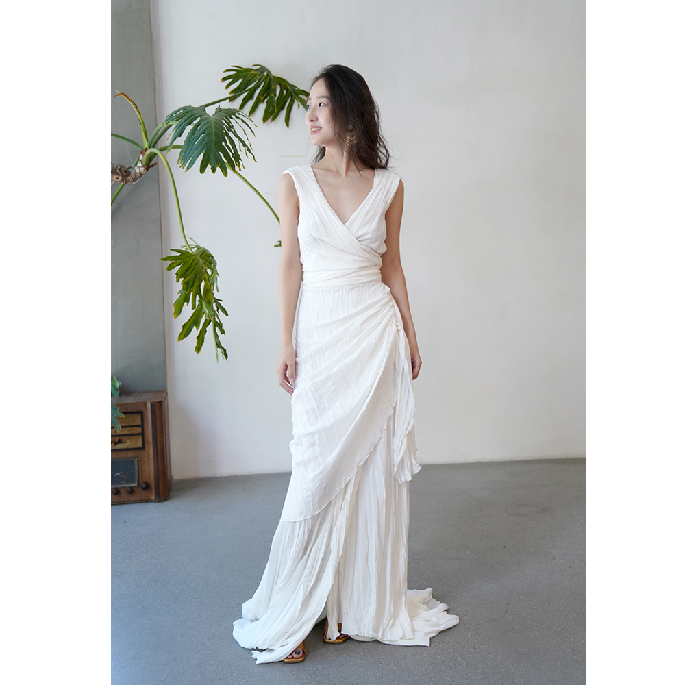 Cha 官方 | Cortana 婚纱礼服系列 CRISTINA Dress 真丝V领连衣裙