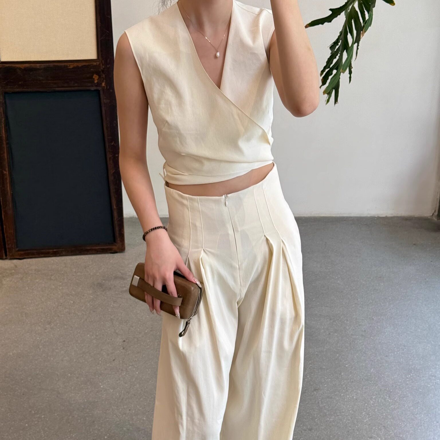 Cha 官方 | Cortana 25春夏 ASA亚麻短款上衣 SOTO高腰长裤套装