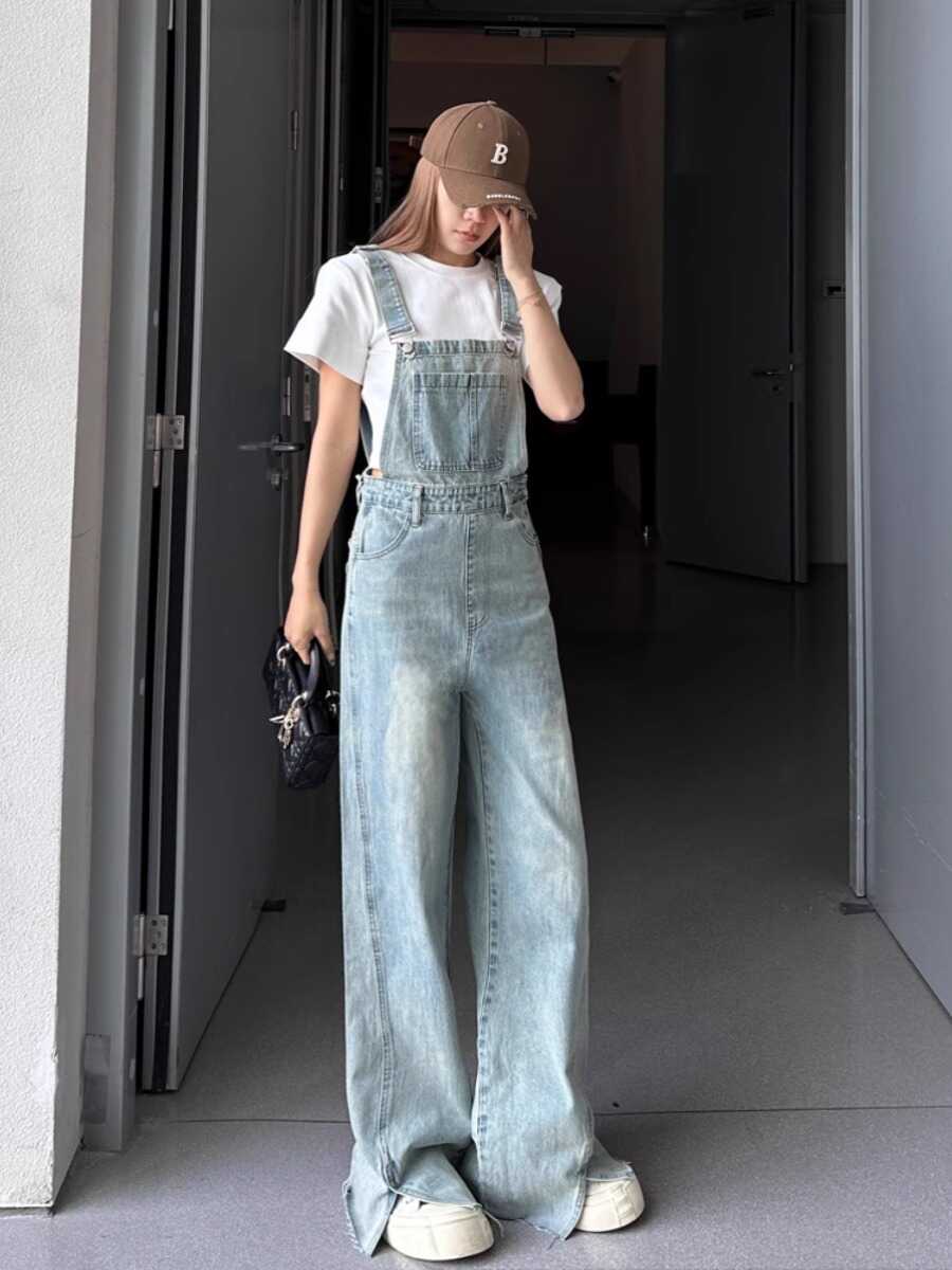 港风新款水洗浅蓝牛仔背带裤女高腰宽松开叉阔腿连体裤时尚休闲裤