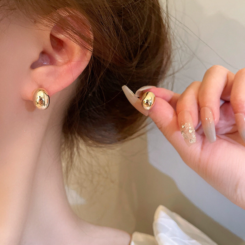 S925镀银小巧椭圆耳钉女韩版时尚百搭几何甜酷耳环小众ins风嘻哈