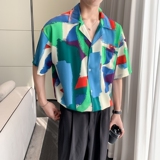 蓝色