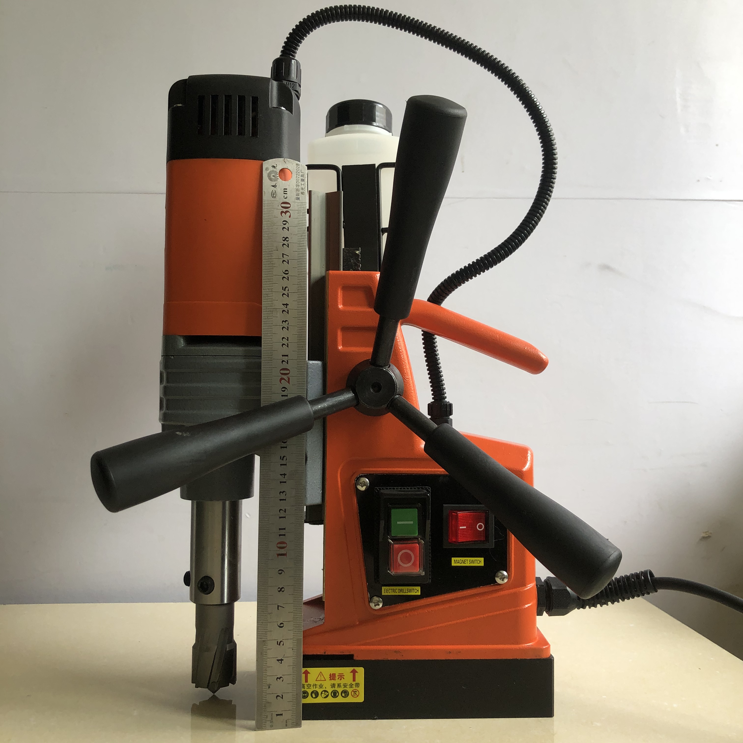 磁力钻磁座钻空心钻机钢板钻打洞