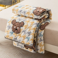 Удерживающий тепло нескользящий коралловый фланелевый матрас